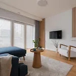 Apartament D33 - Brand New Luxury With Terrace, Garden, Ac And Parking *
