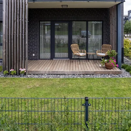 D33 Vilnius - Modern Luxury Apartment With Terrace, Garden, Ac And Parking
