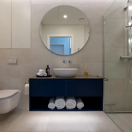 Apartment D33 - Brand New Luxury With Terrace, Garden, Ac And Parking Vilnius