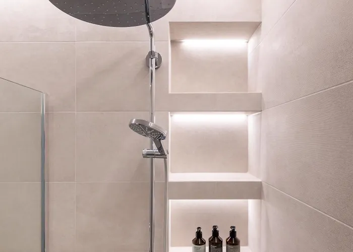 Апартаменти D33 - Brand New Luxury With Terrace, Garden, Ac And Parking