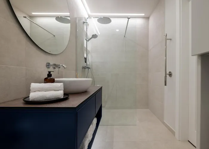 D33 - Brand New Luxury With Terrace, Garden, Ac And Parking Апартаменти