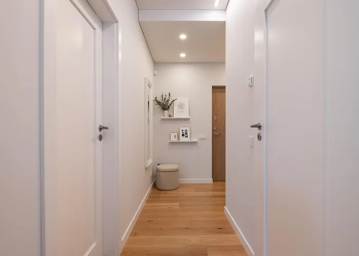 D33 - Brand New Luxury With Terrace, Garden, Ac And Parking Апартаменти Вільнюс